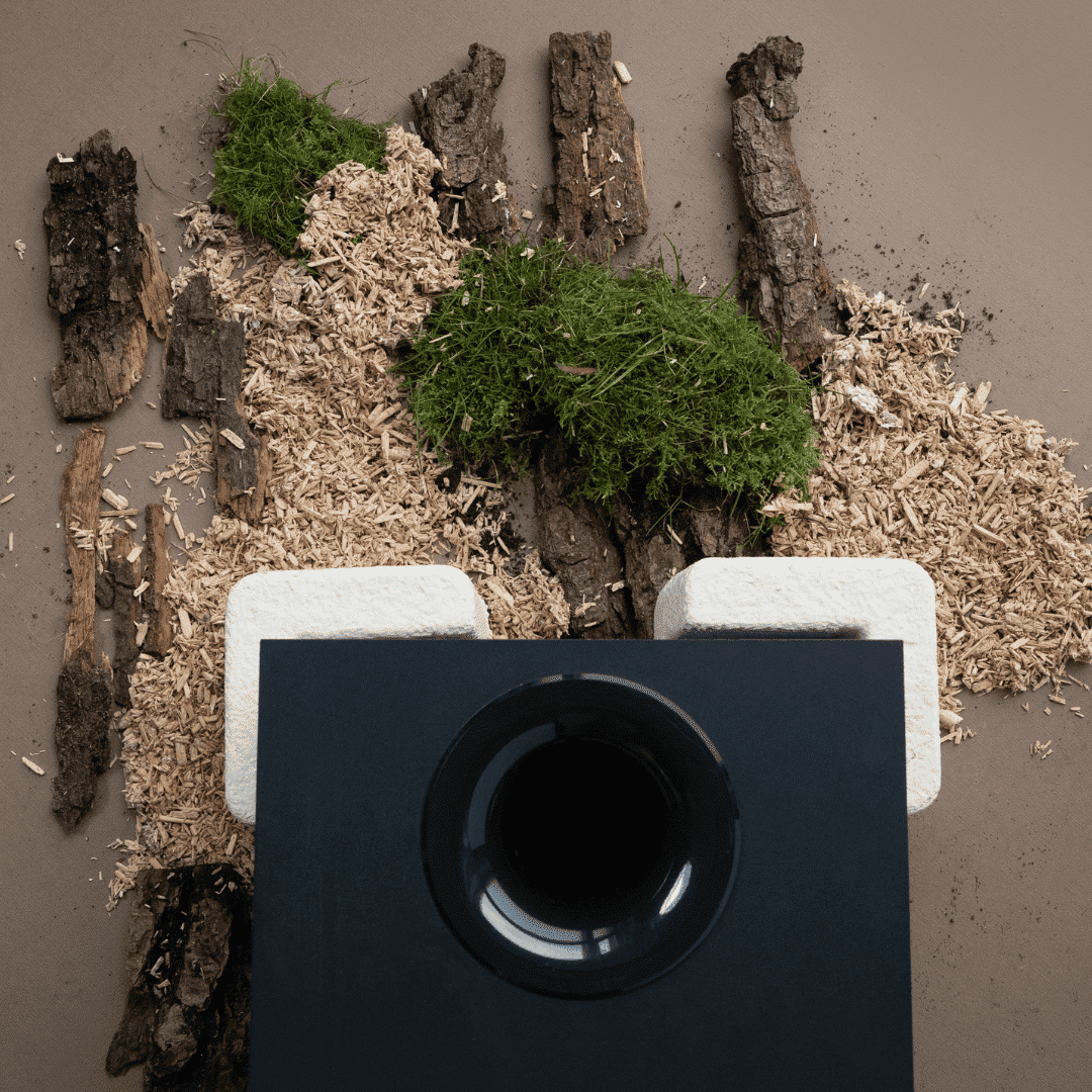 MycoComposite™ is MushroomR Packaging alt 2-min